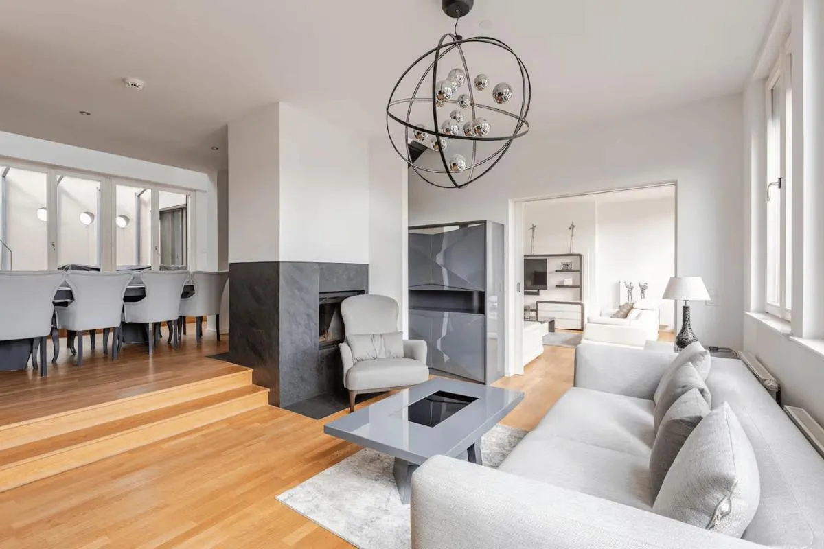 Image 2 of 10-12 Personen – Luxus Penthouse Leipzig Zentrum – Thomaskirche