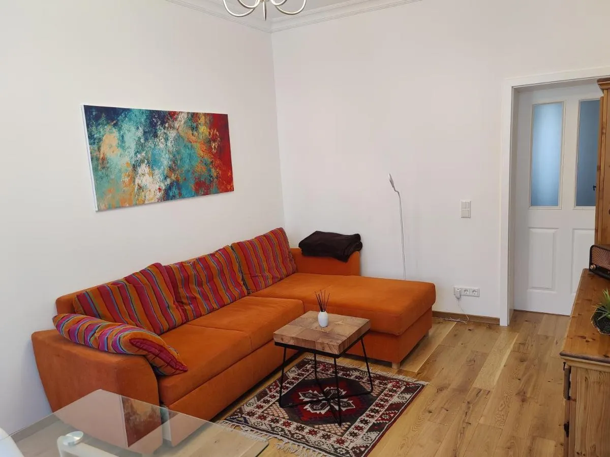 Image 1 of 3Raumwohnung in Leipzig am Völkerschlachtdenkmal