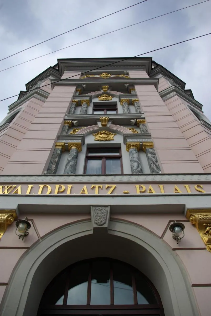 Image 3 of Apartments in der Jahnallee 20 Waldplatzpalais