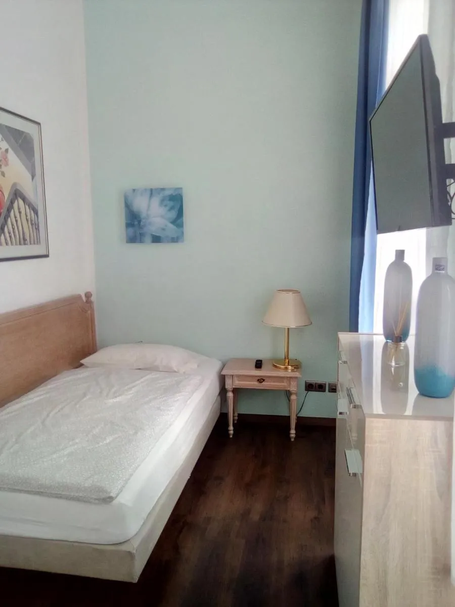 Image 6 of Apartments in der Jahnallee 20 Waldplatzpalais