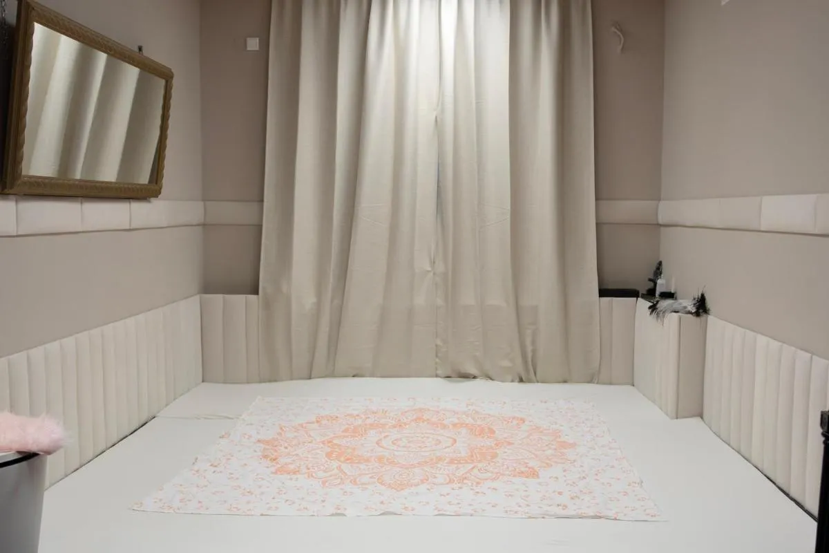 Image 6 of Basement of O