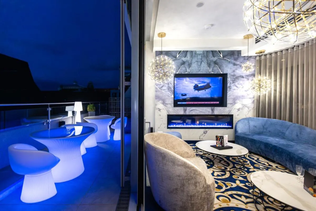 Image 4 of Best Western Premier Royal Blue – Adult only