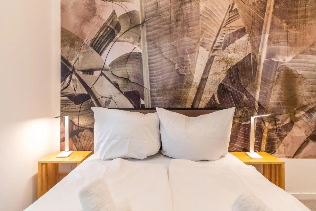 Image 6 of Big apartments, big bathrooms, single beds, perfect for groups