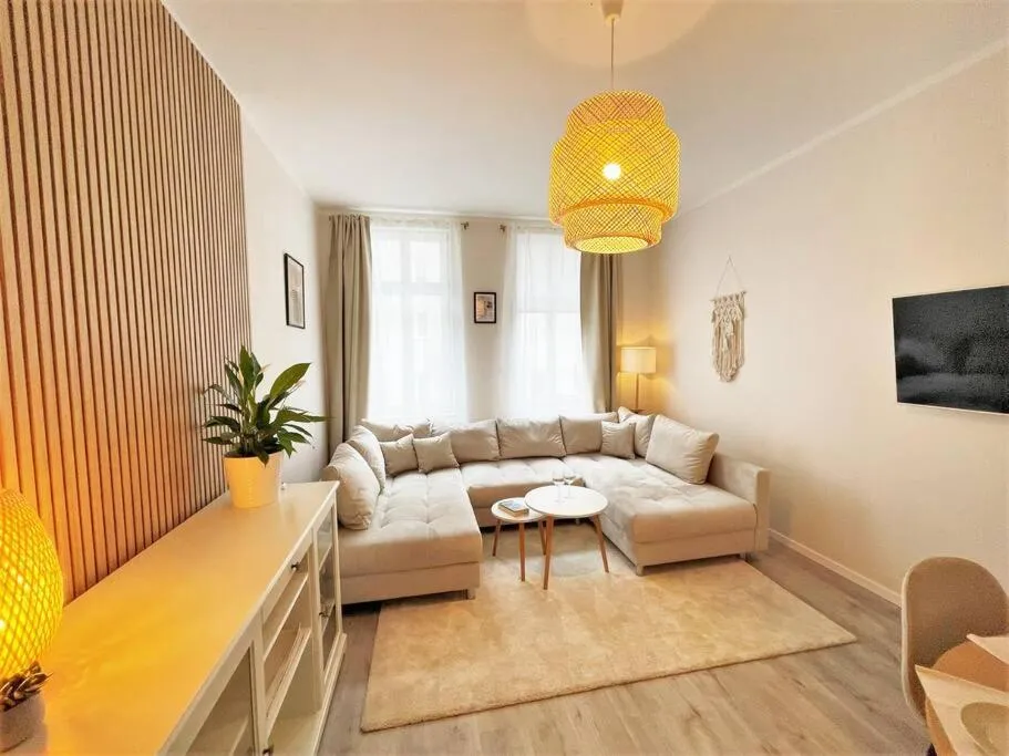 Image of CASARINA – Charmante Wohnung direkt am Zoo mit Sauna