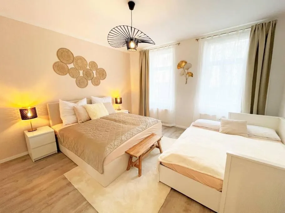 Image 1 of CASARINA – Charmante Wohnung direkt am Zoo mit Sauna