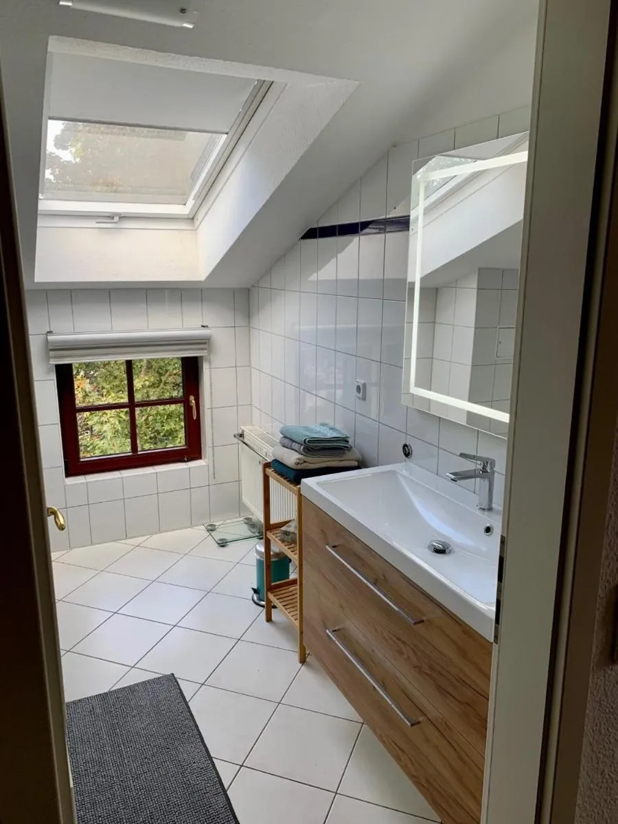 Image 3 of Charmante Dachgeschoss Wohnung