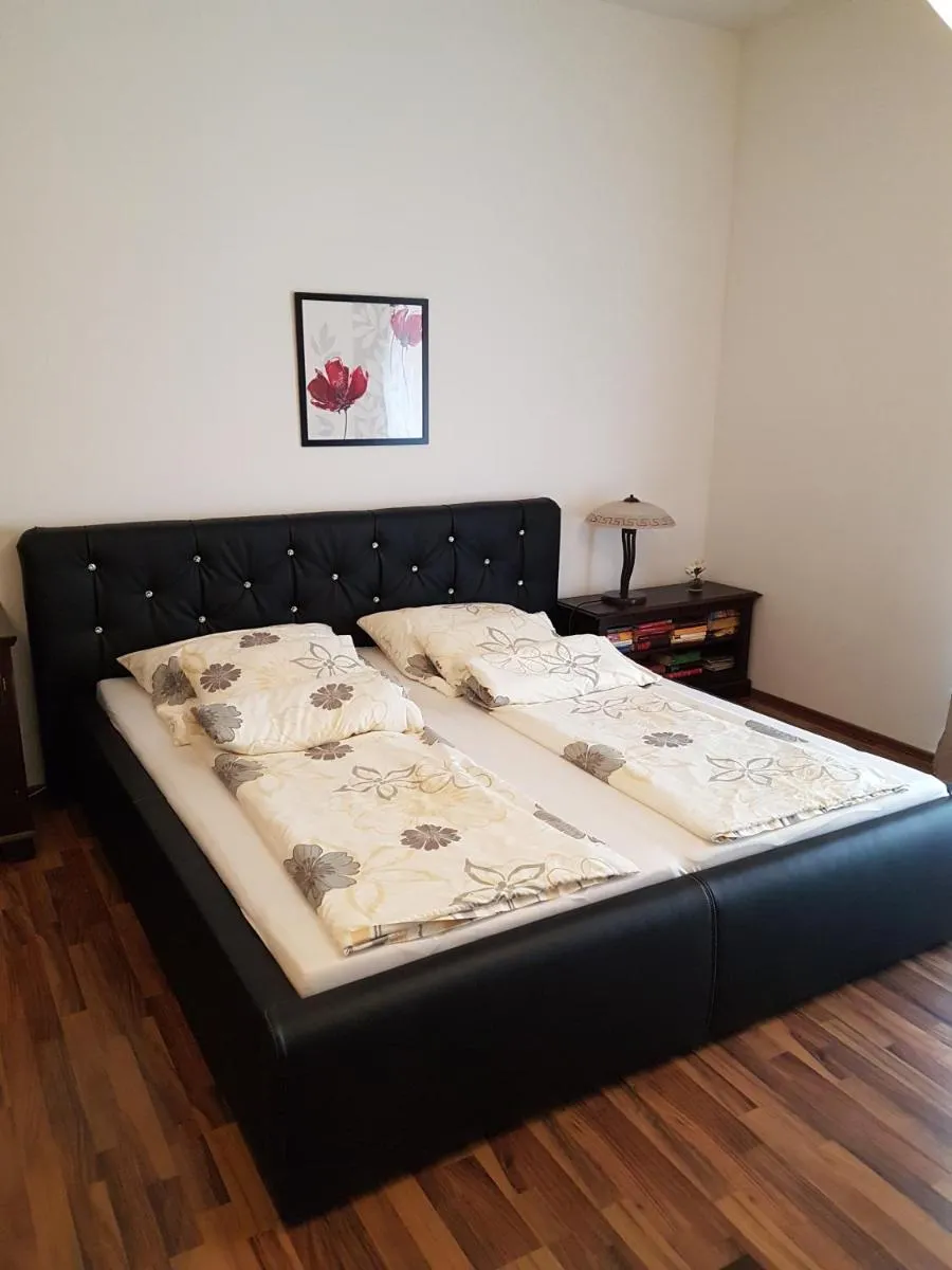 Image 1 of City Lodge Apartment