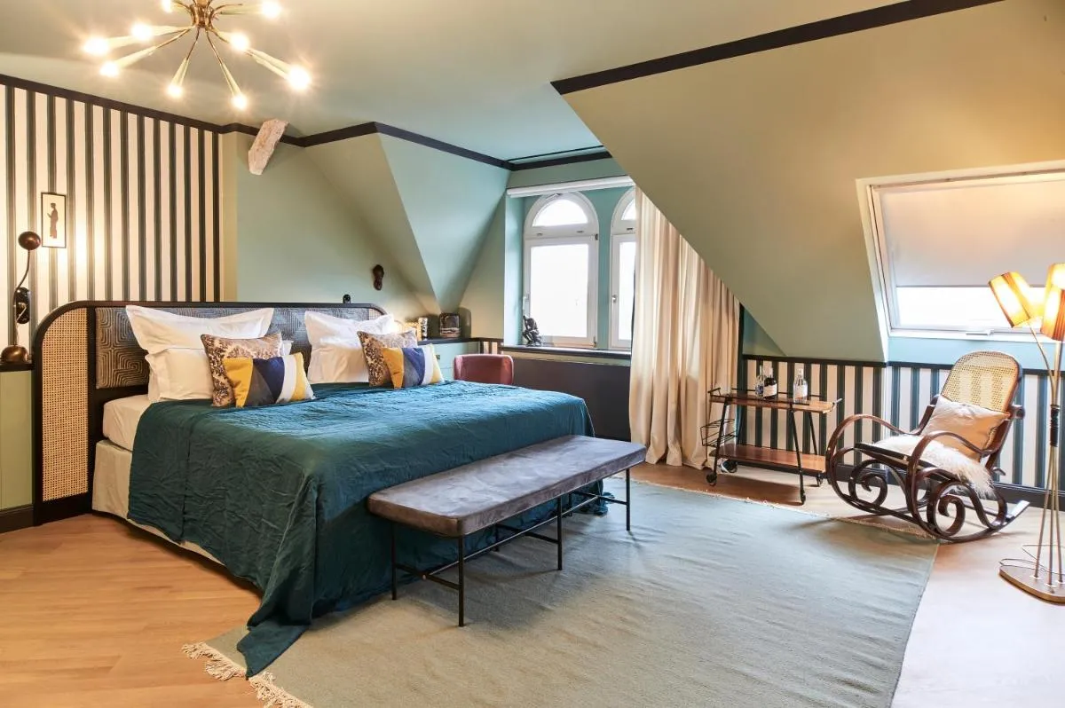 Image 1 of Cora Apartments