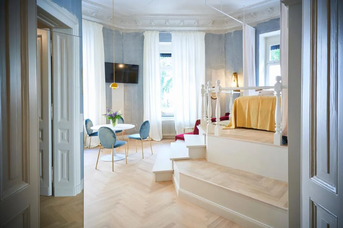 Image 6 of Cora Apartments