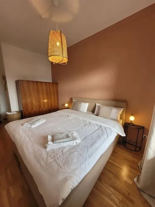 Image 6 of Design Altbauwohnung mit Balkon und Parkplatz