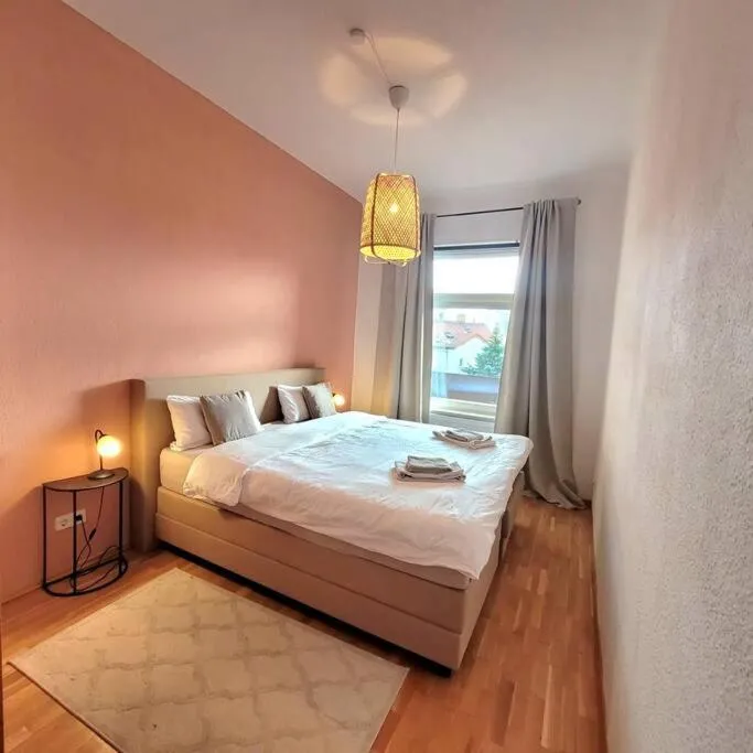 Image 3 of Design Altbauwohnung mit Balkon und Parkplatz