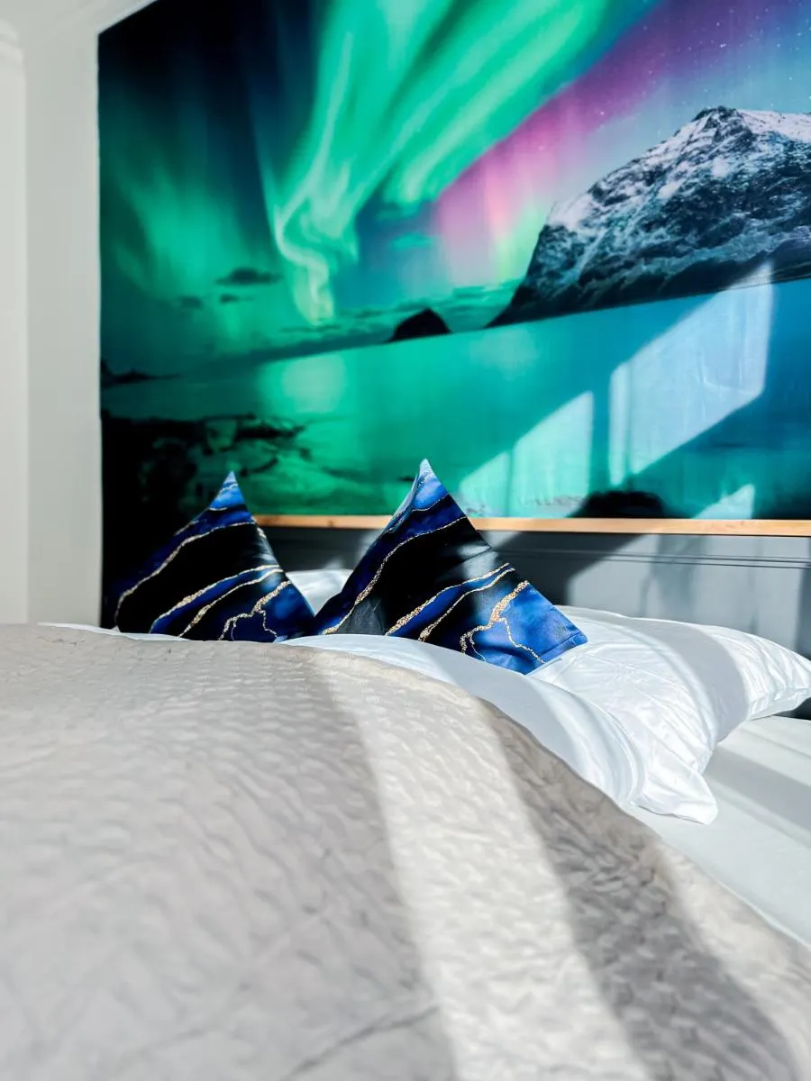 Image 3 of Erstklassiges Ferienapartment Citynah mit 1 Schlafzimmer – WiFi, TV, Küchenzeile, Waschmaschine&Trockner