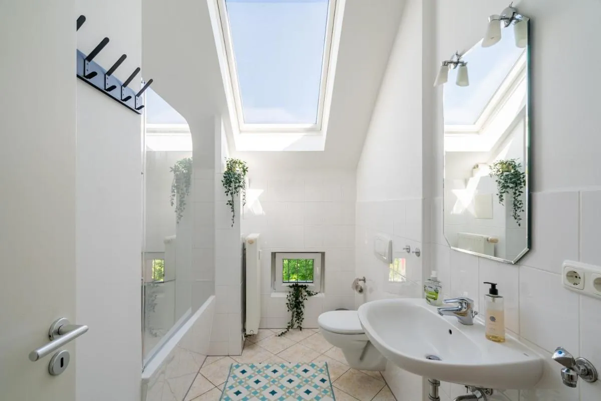 Image 2 of Fantastic attic apartment