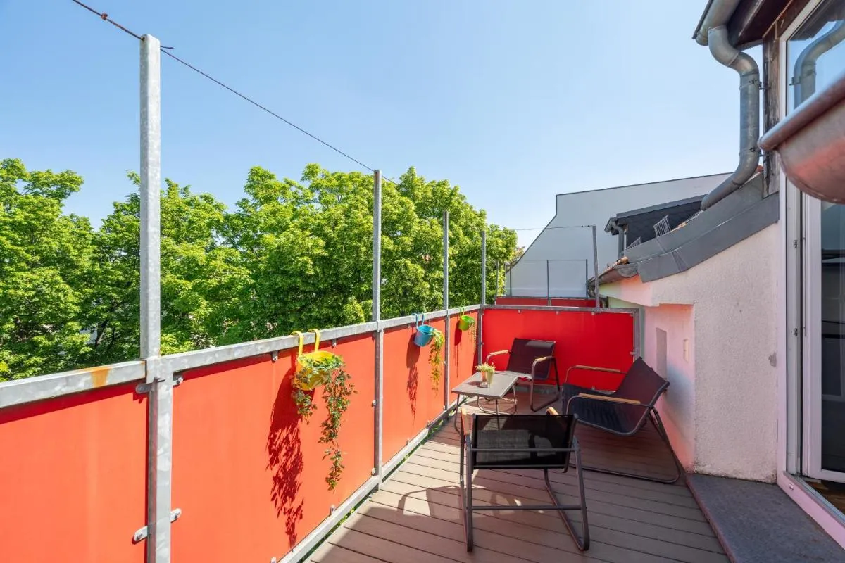 Image 5 of Fantastic attic apartment