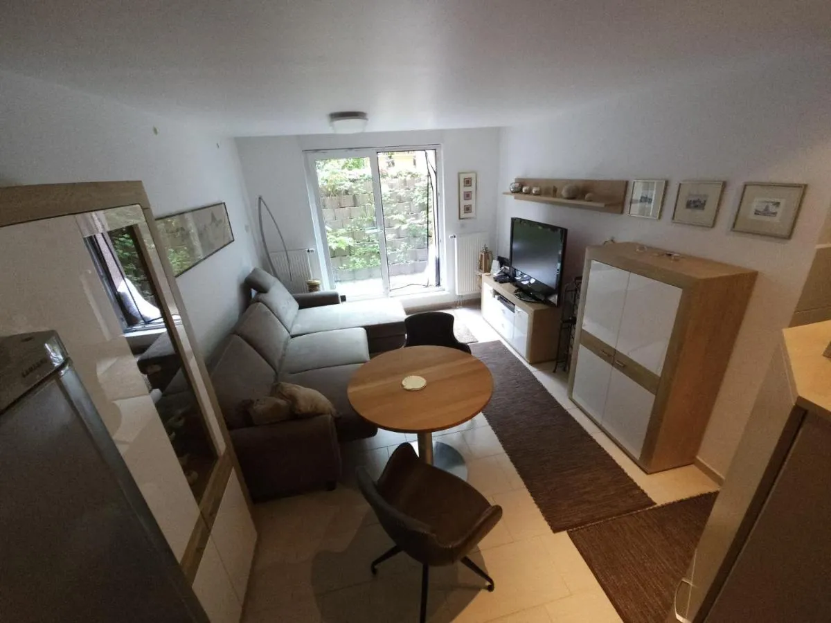 Image 1 of FeWo in Familienhaus mit Garten, Terrasse, Carport mit E-Ladestation, Südost