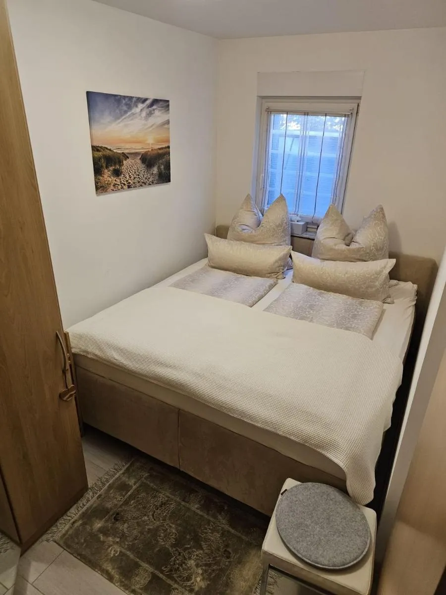 Image 3 of FeWo in Familienhaus mit Garten, Terrasse, Carport mit E-Ladestation, Südost