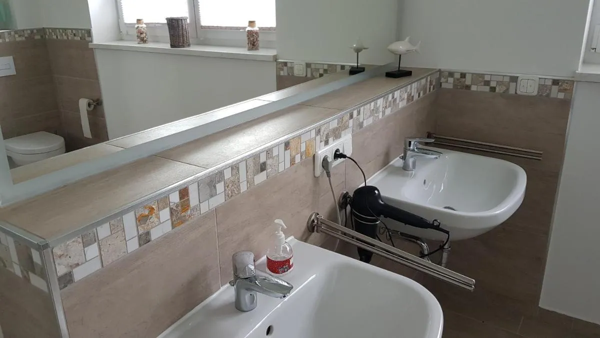 Image 2 of Ferien-Haus-Leipzig