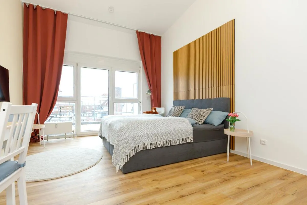 Image 1 of FullHouse Premium Apartments R31