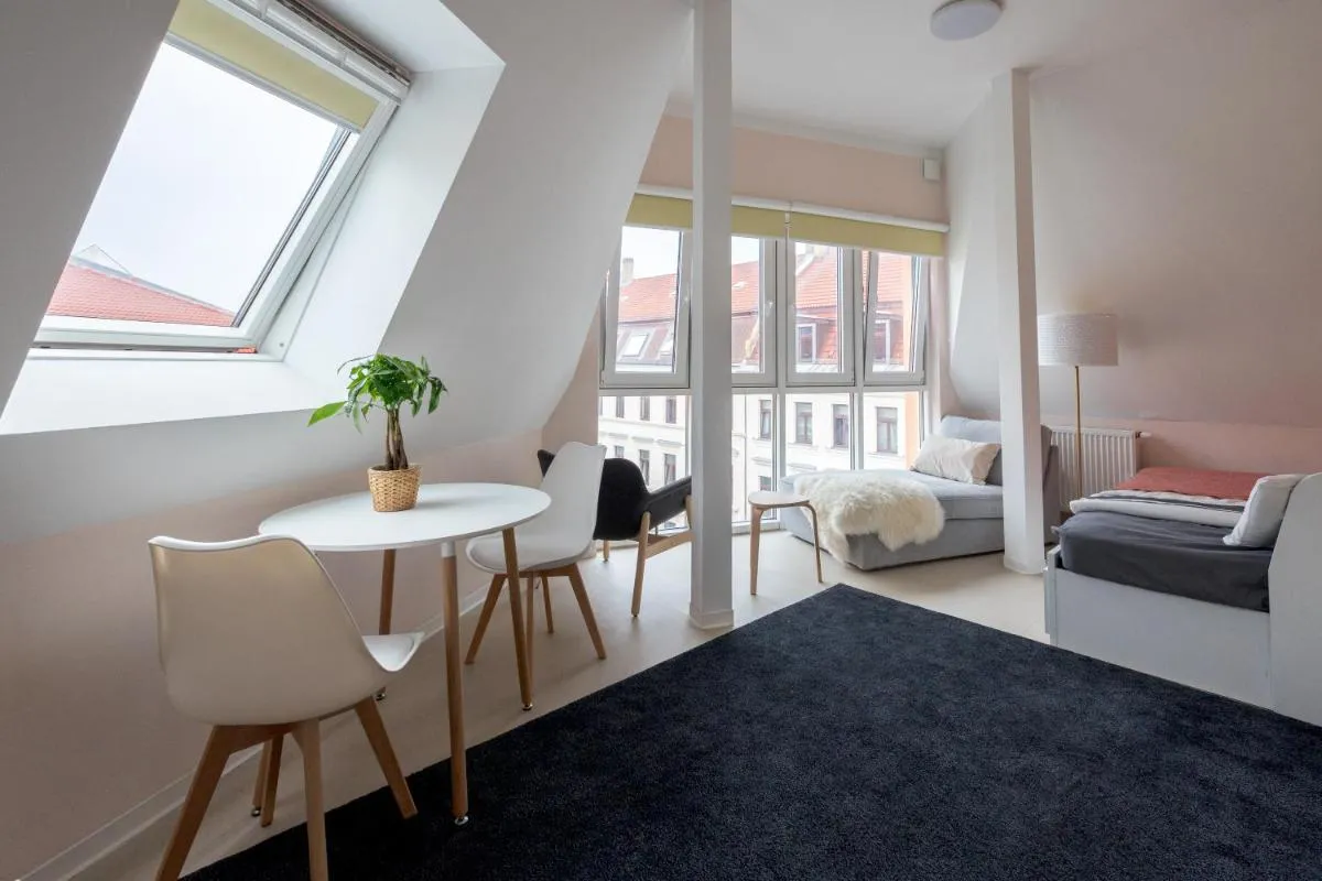 Image 1 of FullHouse – Leipzig – S1 Apartments – Elevator