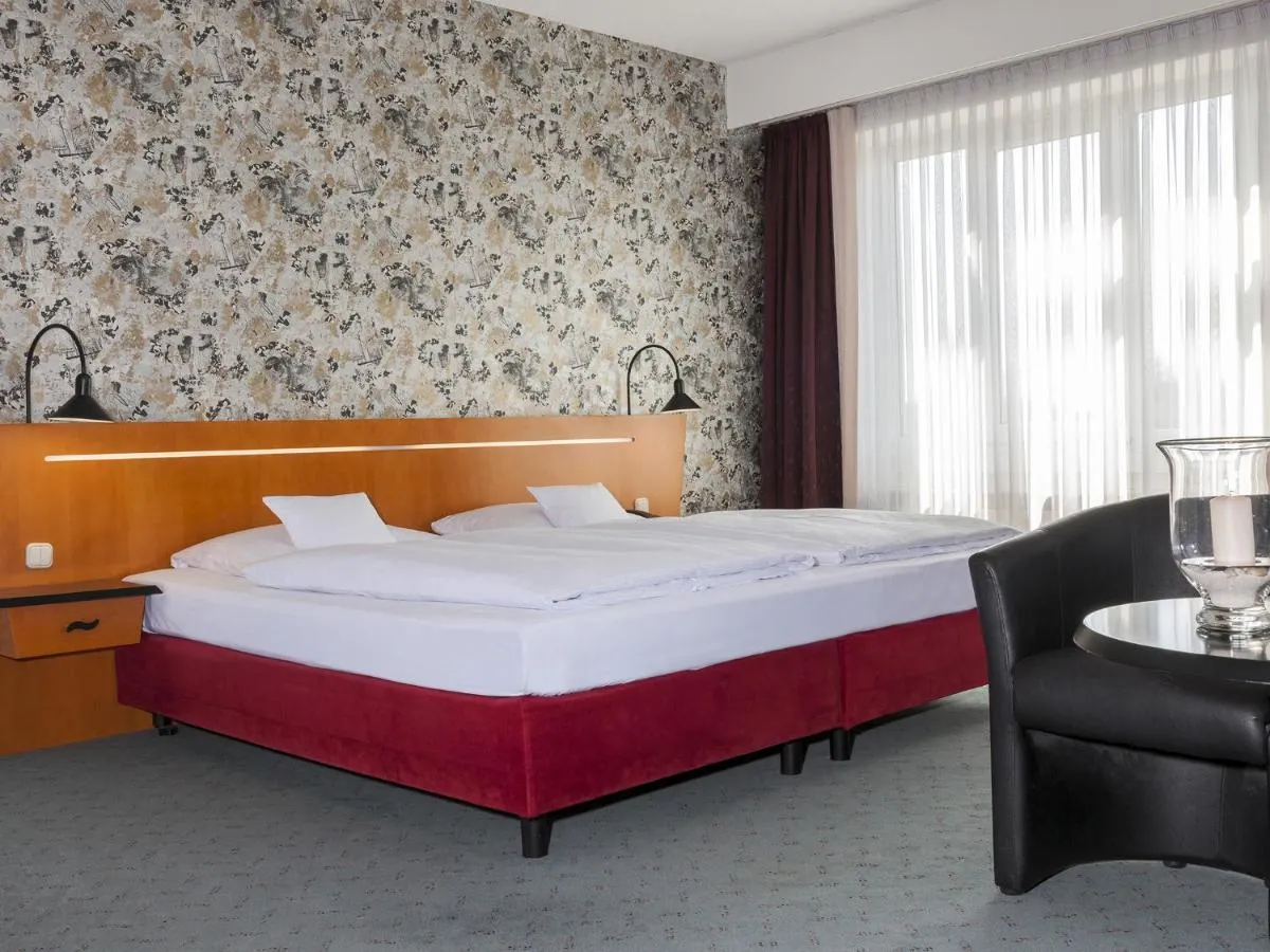 Image 6 of Good Morning + Leipzig