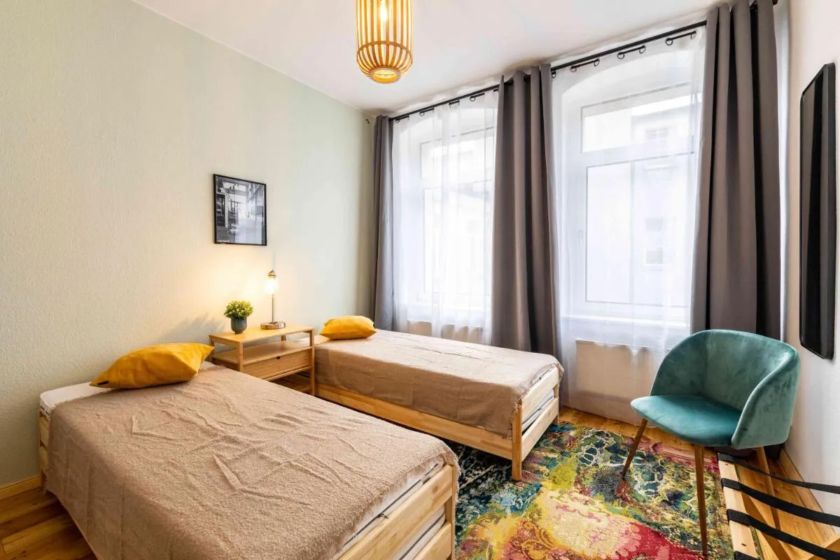 Image 6 of Großer Terrassentraum in Klein Venedig