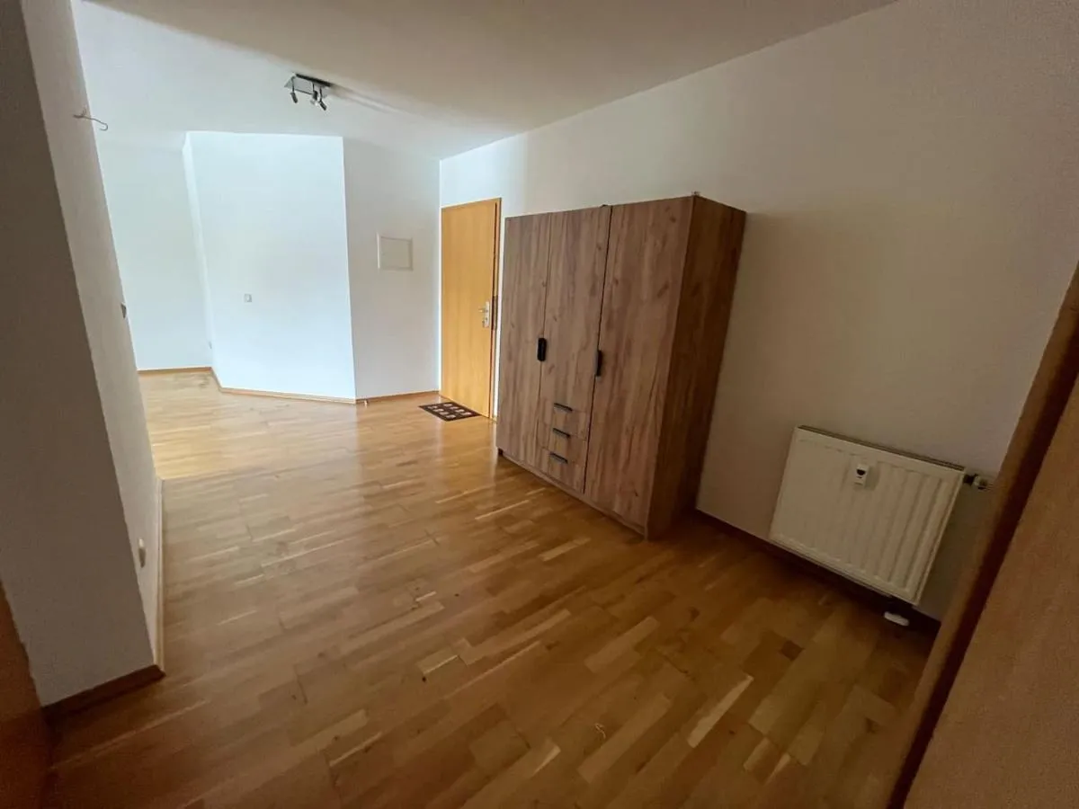 Image 4 of Großes Apartment im DG