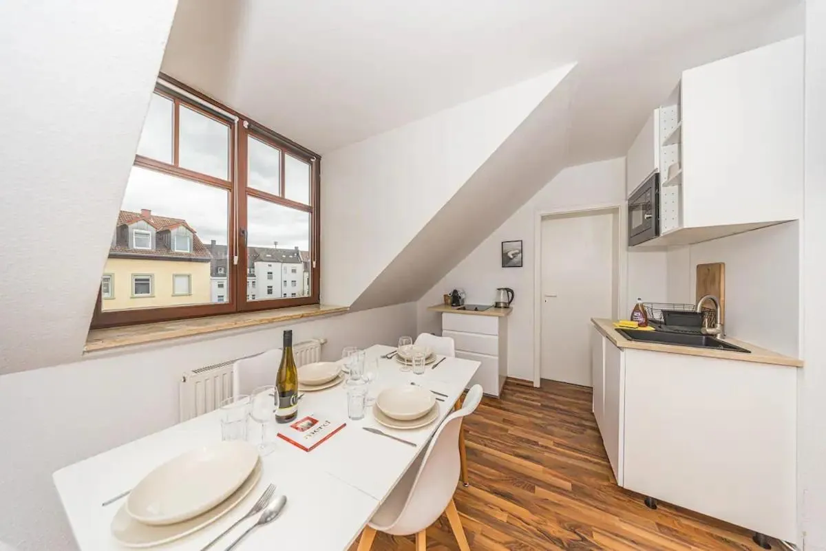 Image 3 of Großzügige helle 3 Zimmer-Wohnung zentrumsnah