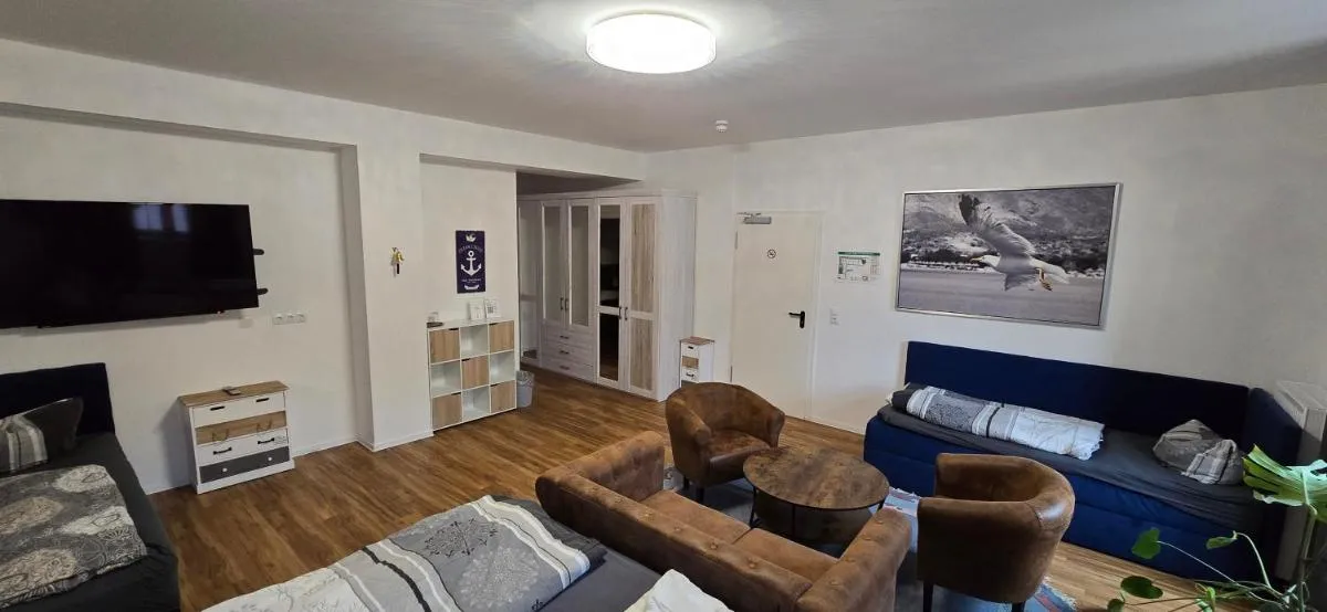 Image 4 of Gwuni Mopera