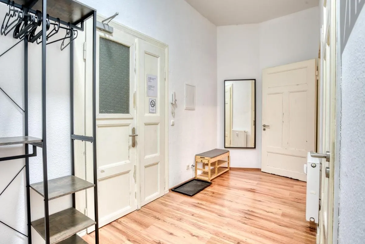 Image 1 of HOMY I Altbaucharme Netflix und WLAN