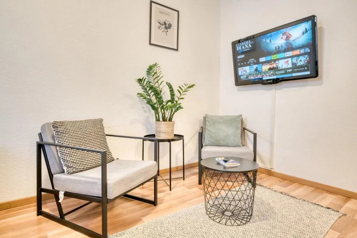 Image 6 of HOMY I Gemütliches Apartment Gohlis Netflix und W-LAN