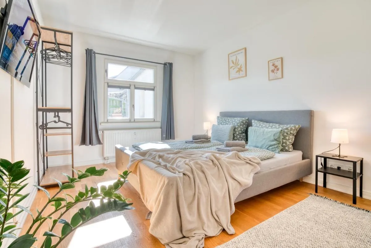 Image 1 of HOMY I Stadtrandflair im Süden Leipzigs – Netflix