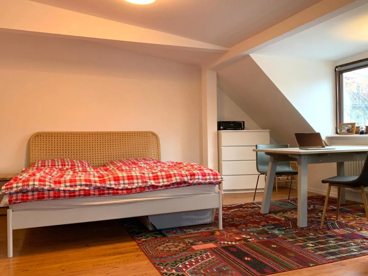 Image 6 of Hinterhaus Apartment No1