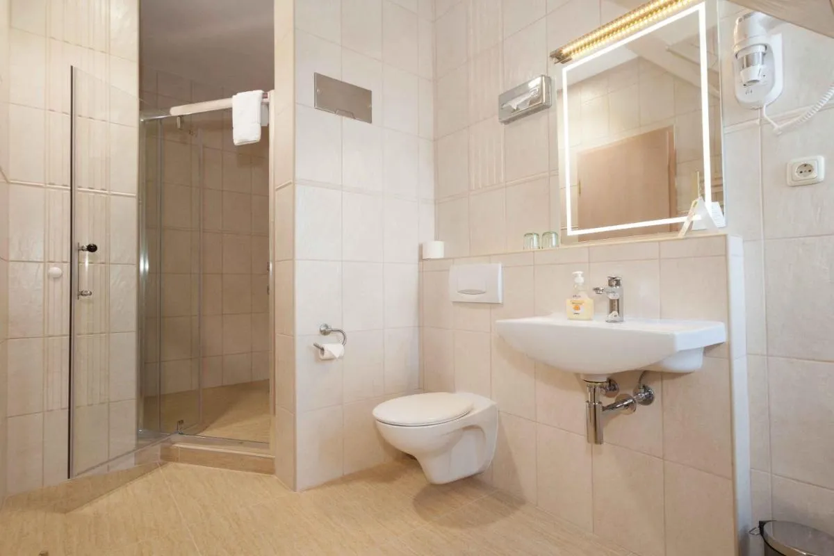 Image 2 of Hotel 3 Linden