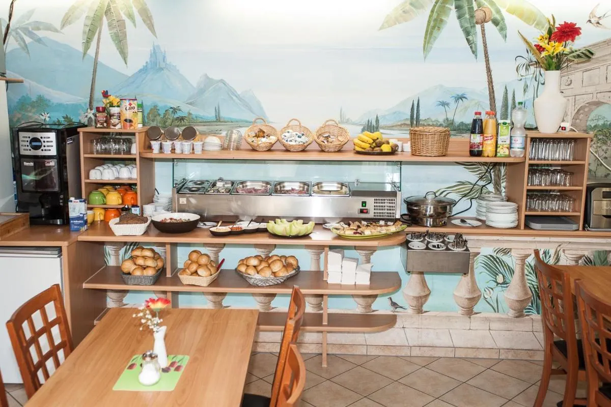 Image 4 of Hotel am Gutspark Prager GbR