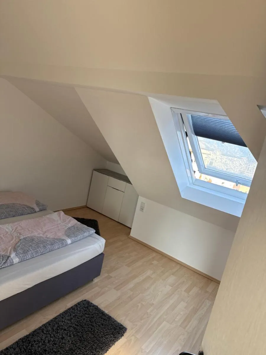 Image 5 of Kuschelige Dachgeschosswohnung am Clarapark