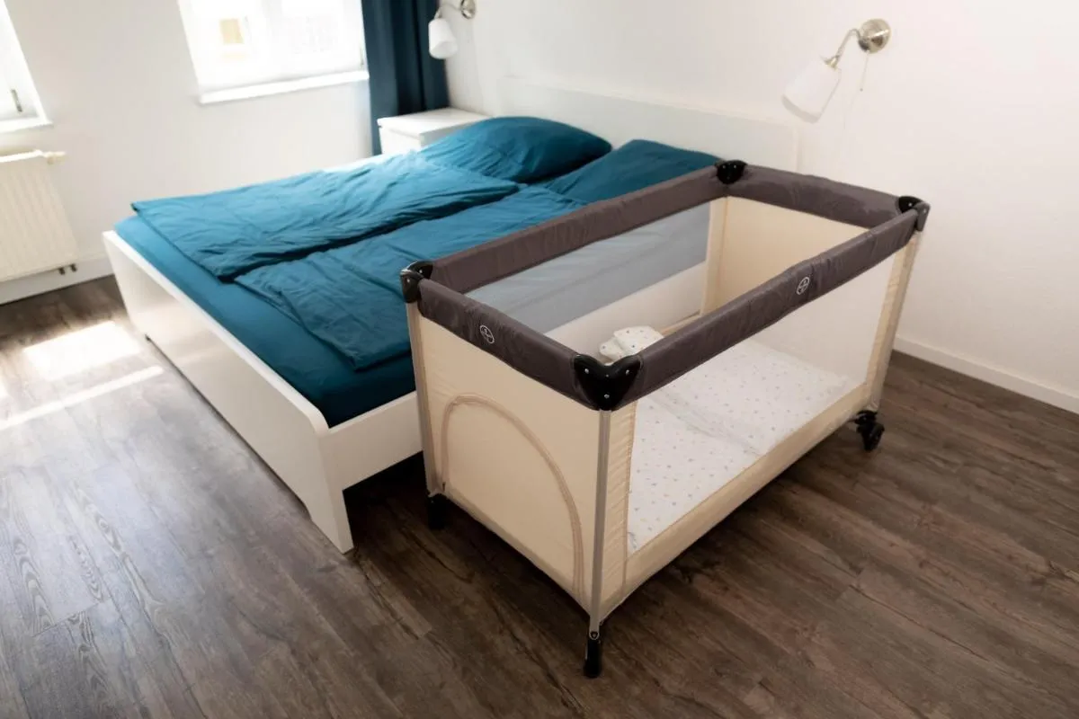 Image 3 of L.E. Home