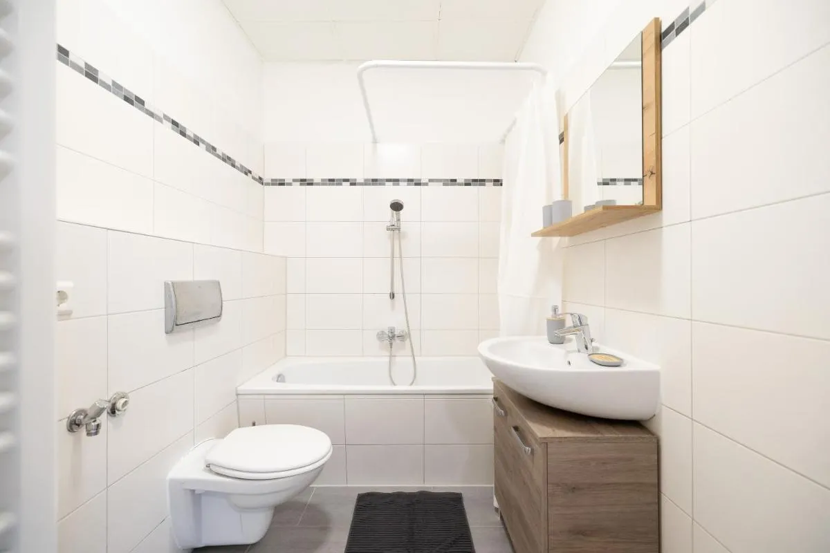 Image 2 of LeHaStays – Apartment Linkel