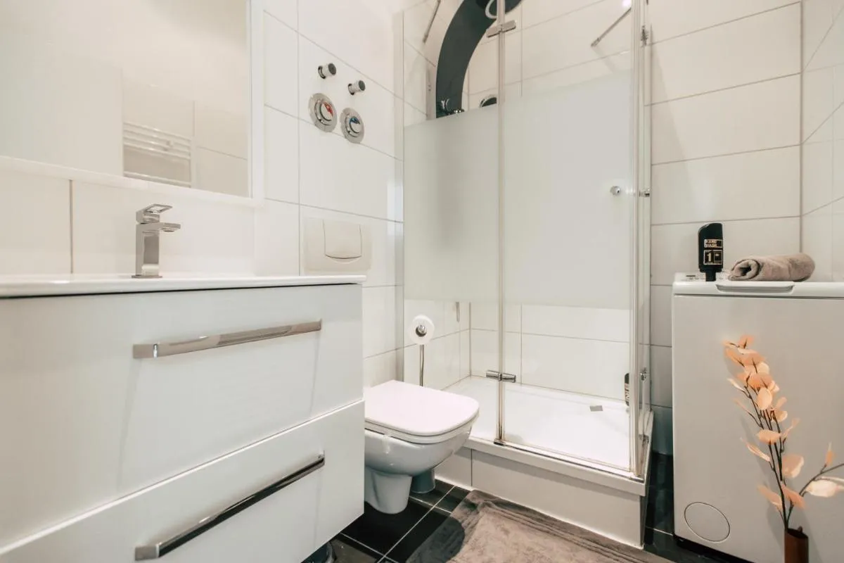 Image 2 of Luga Homes – Gewandhaus