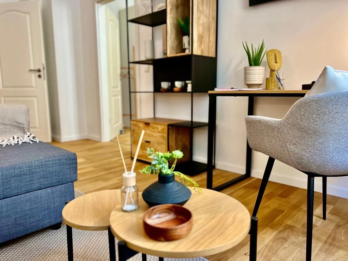 Image 5 of Luxury Style 2 Room Apartment by R&L in Centre