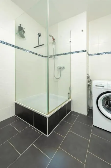 Image 3 of Luxus Apartment am Zoo mit Stellplatz