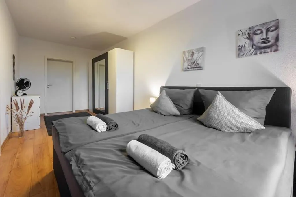 Image 1 of Luxus Apartment am Zoo mit Stellplatz