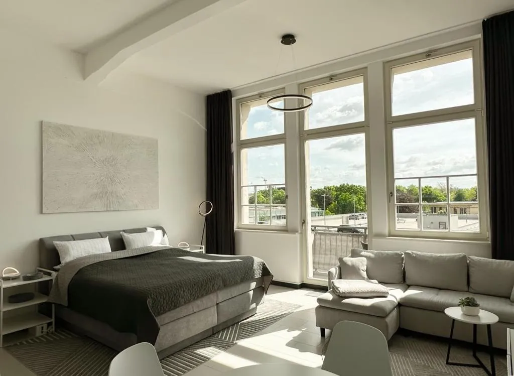 Image of MEOS 1 -Zentrum-Balkon-Parkplatz-Gym-Uniklinik