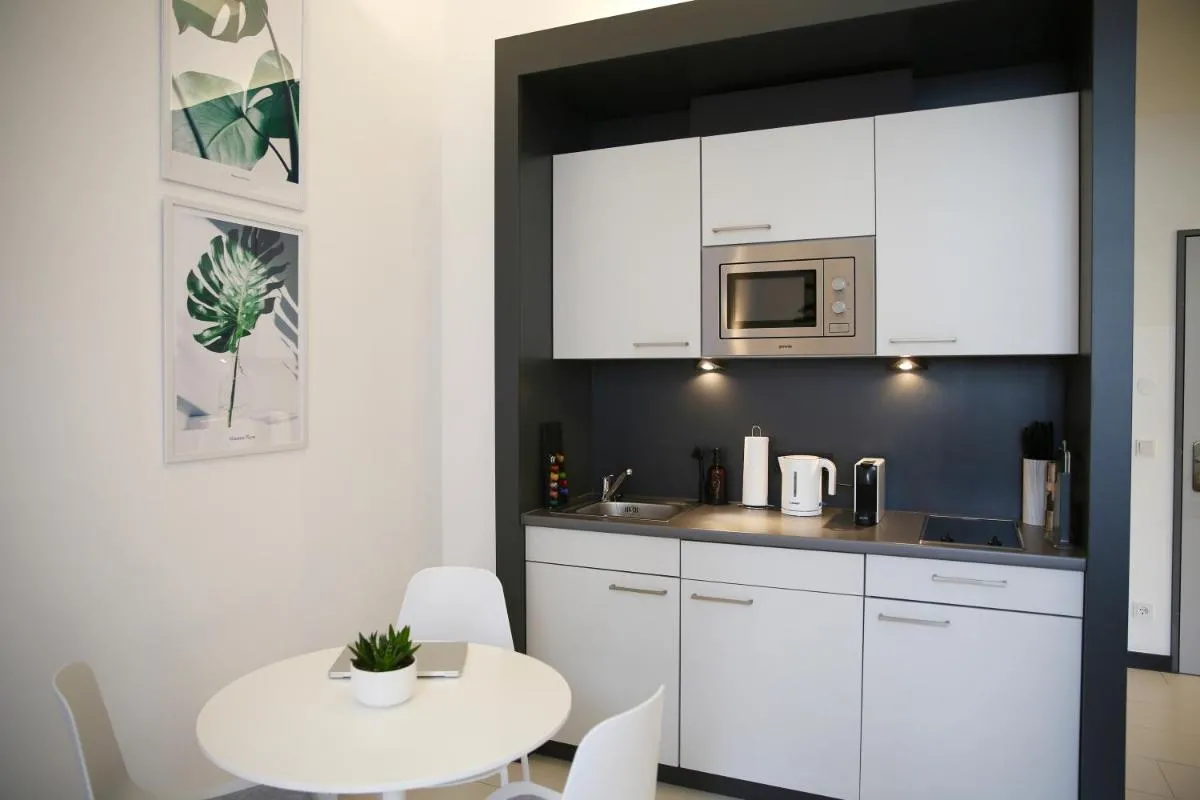 Image 4 of MEOS 3 -Zentrum-Hofblick-Gym-Netflix