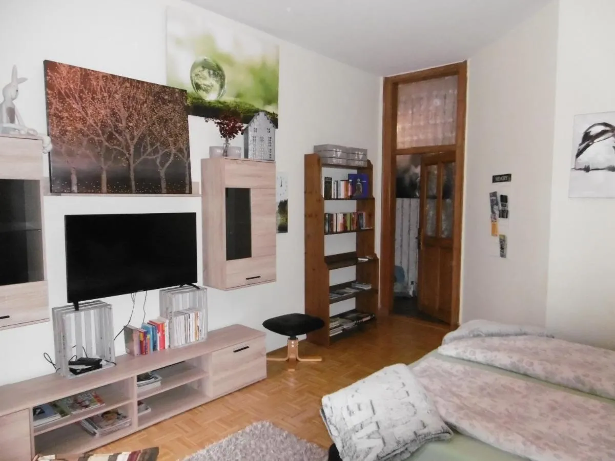 Image 2 of Mitten in Leipzig Wohnung 2