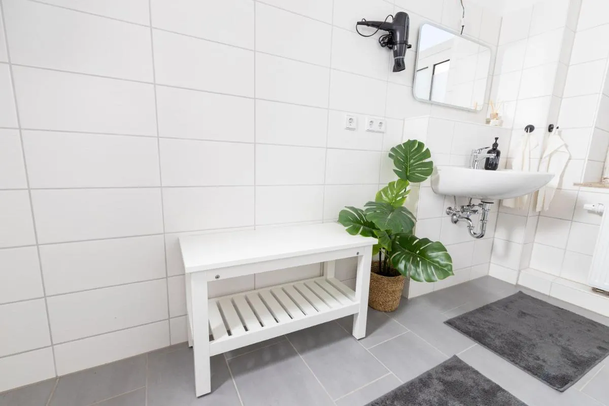 Image 2 of Modernes 5-Zimmer Aparment – 8 Gäste, Zentrumsnah