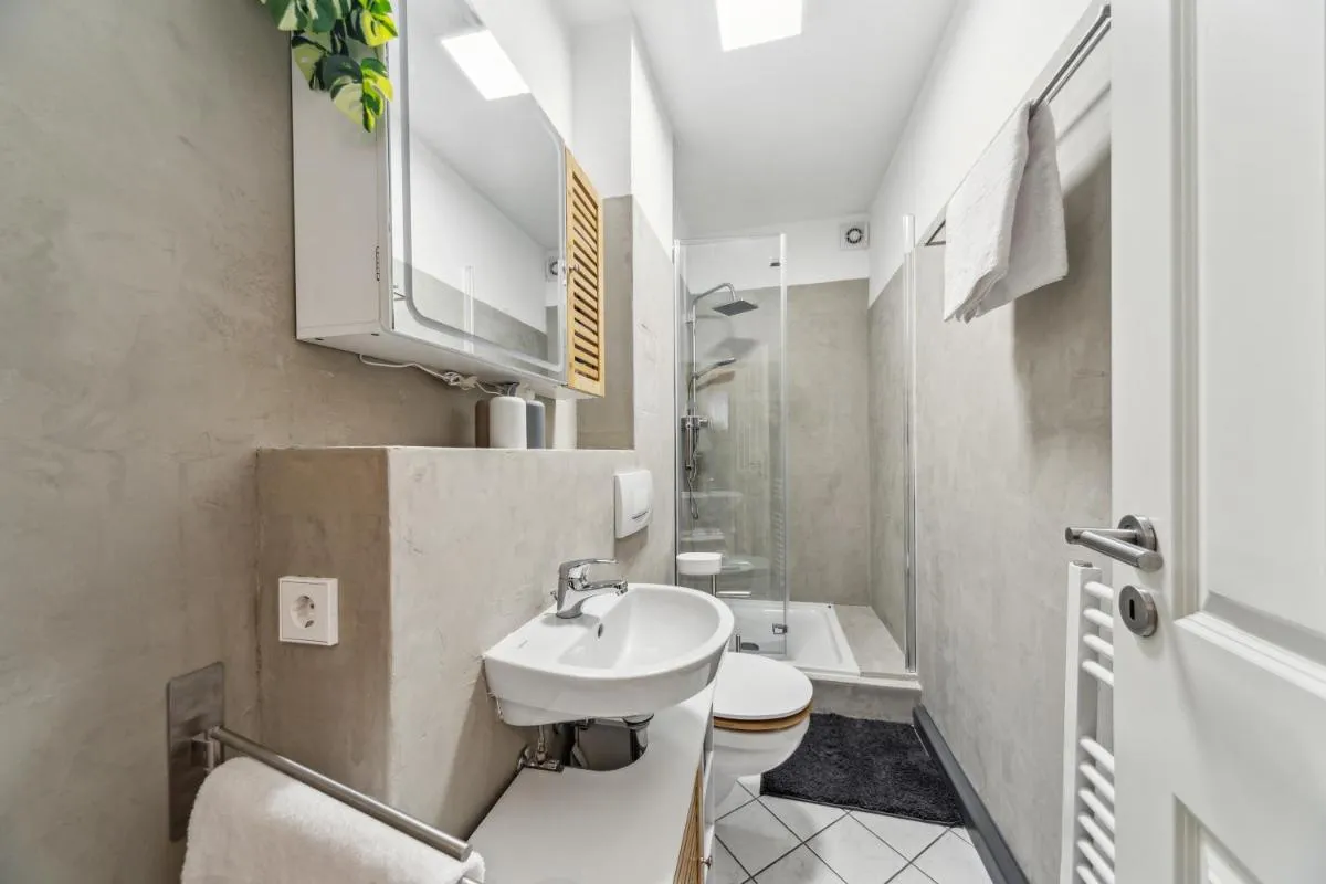 Image 2 of Modernes City-Apartment am Park