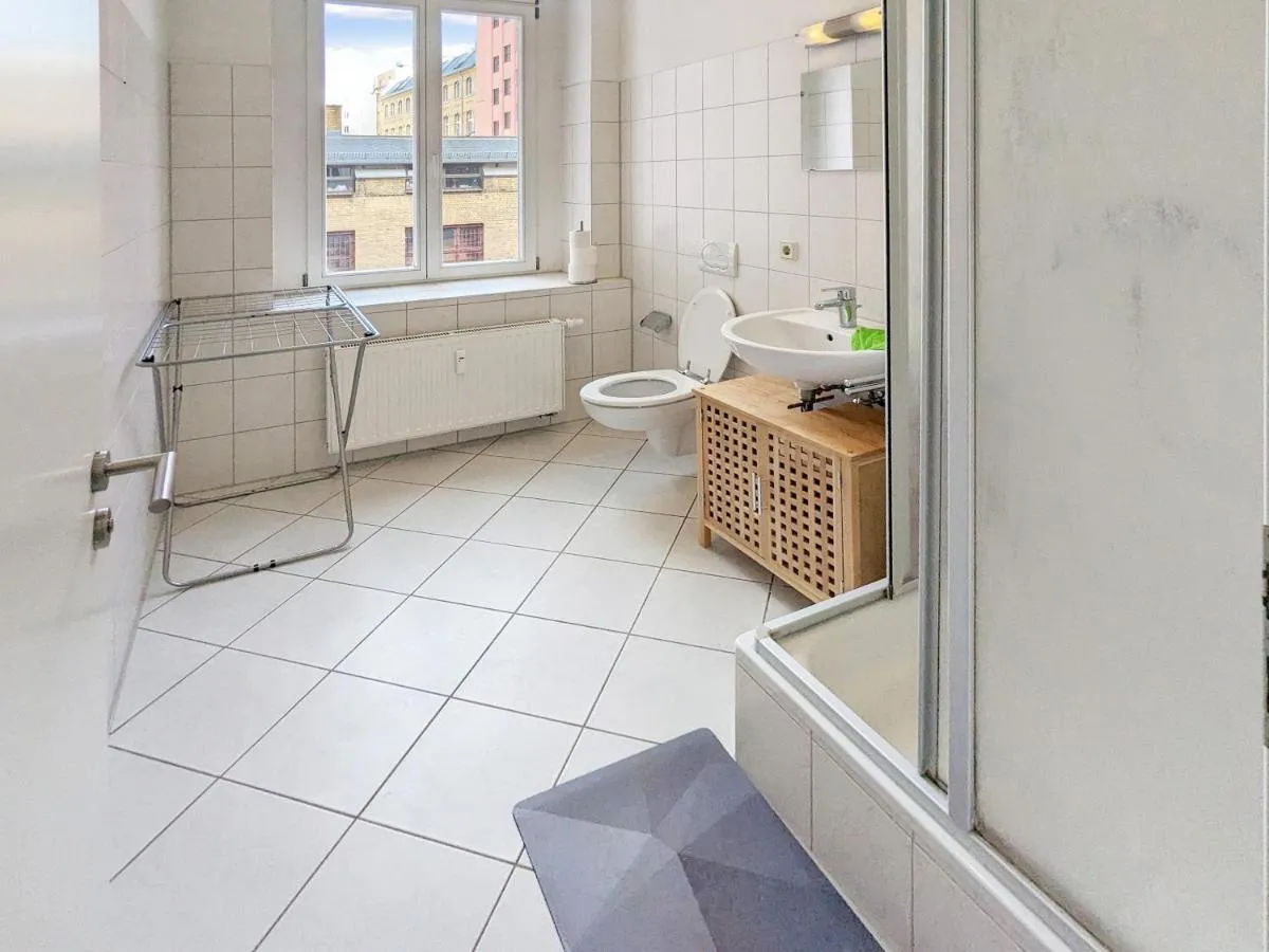 Image 2 of MonteurDreams-de Zentrale, Große 5Z Wohnung, 2 Bäder, Küche