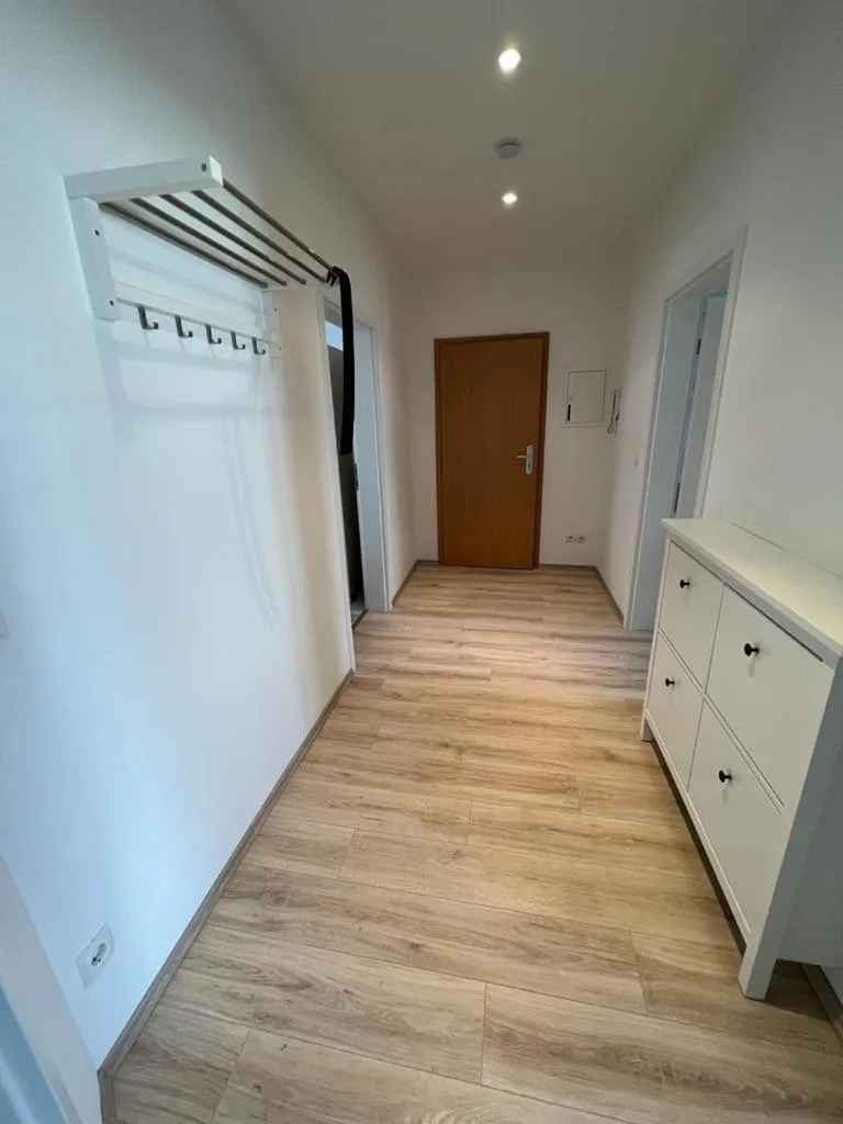 Image 2 of Schöne 3-Zimmer Monteurswohnung im Süden von Leipzig EG