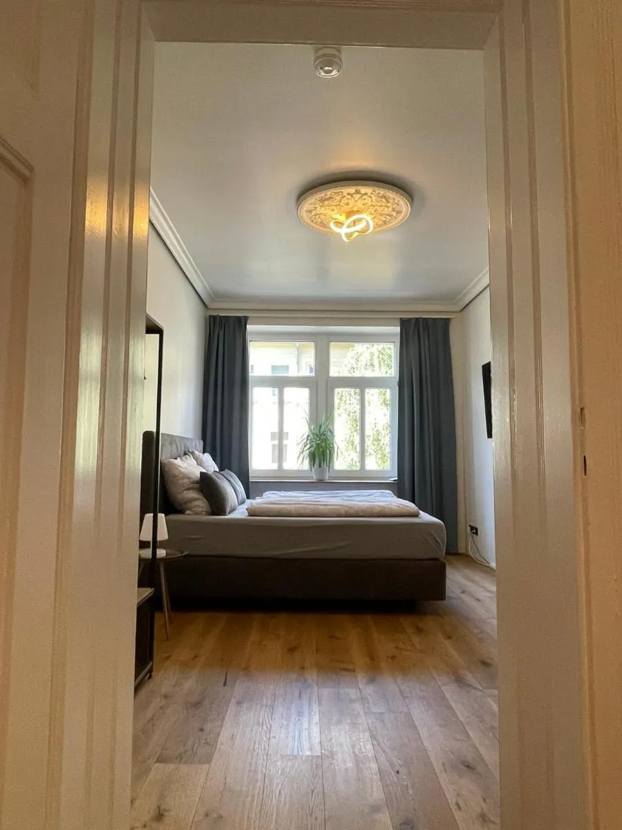 Image 3 of Soul-Apartment Balkon PrivatParkplatz 2 Boxspringbetten 55Zoll TV WLAN