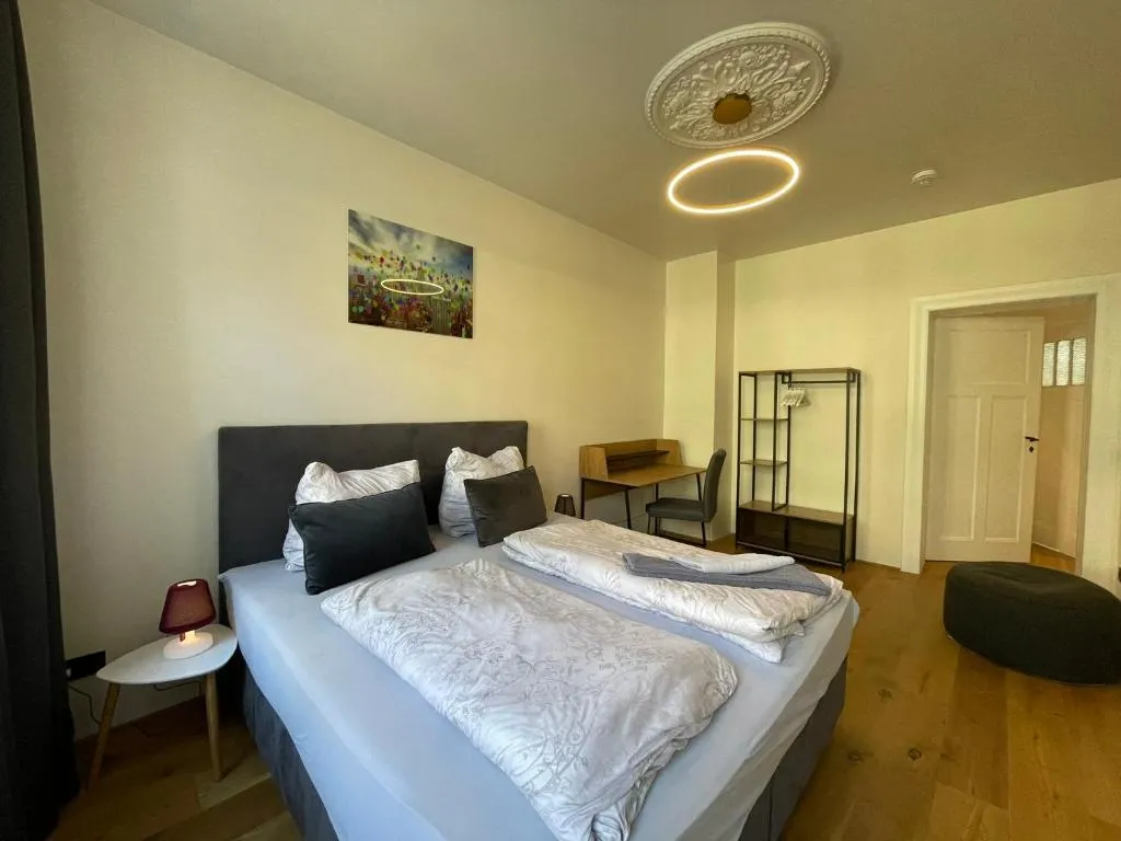 Image of Soul-Apartment Balkon PrivatParkplatz 2 Boxspringbetten 55Zoll TV WLAN